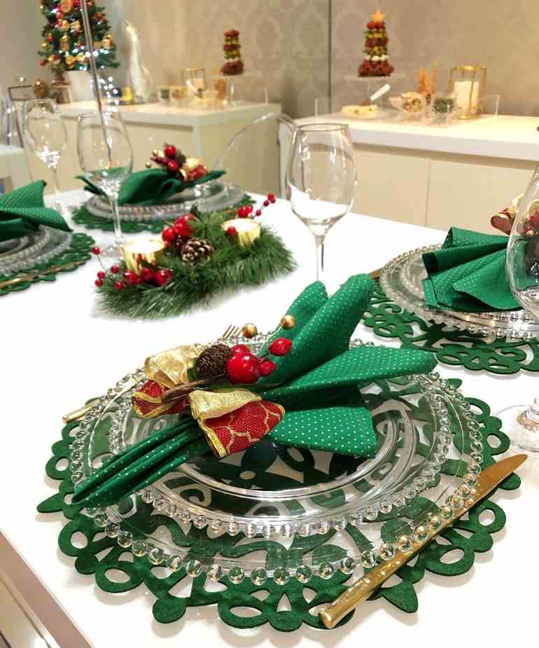 Mesa posta verde simples de natal