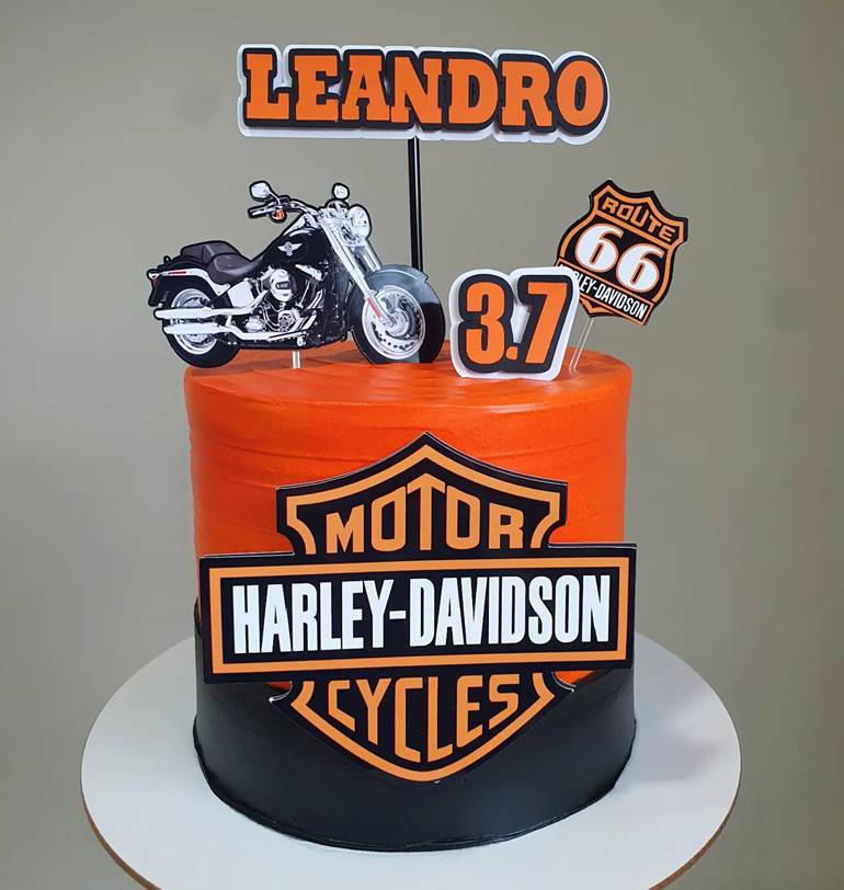 Bolo laranja e preto Harley Davidson