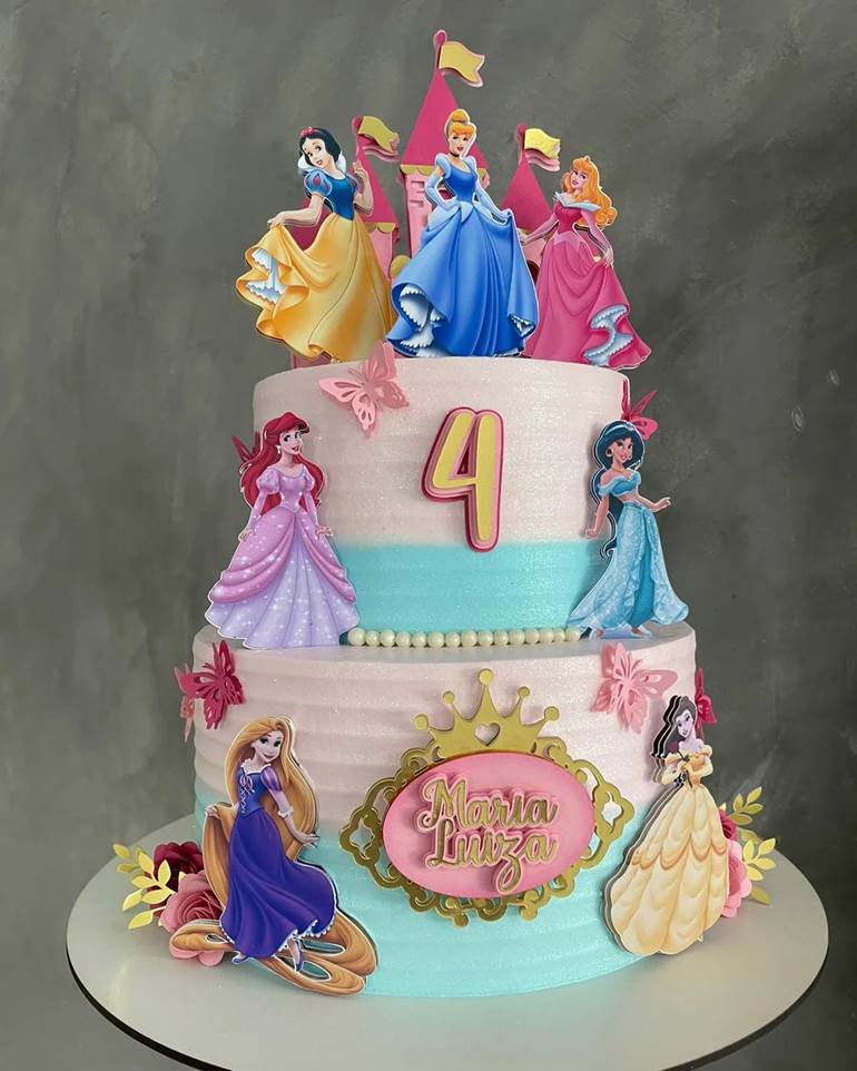 Princesas Disney 😍 . #Encomende . 💳 Passamos cartão ◾ Consulte co…  Bolo  de aniversário da princesa, Bolo das princesas disney, Festa de aniversário  da cinderela