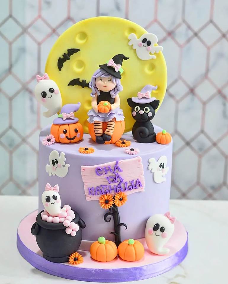 Bolo de Halloween bruxa