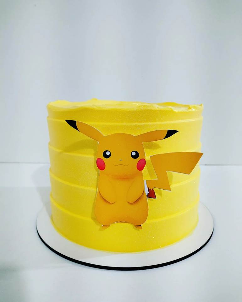 Bolo Pikachu simples