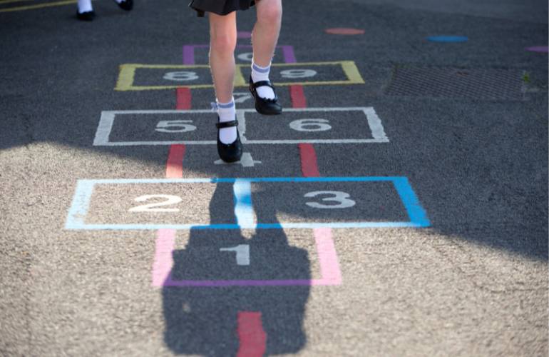 Brincadeira de volta às aulas