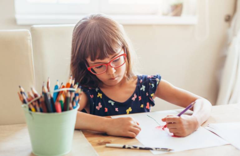 Marcar figuras sobre escola