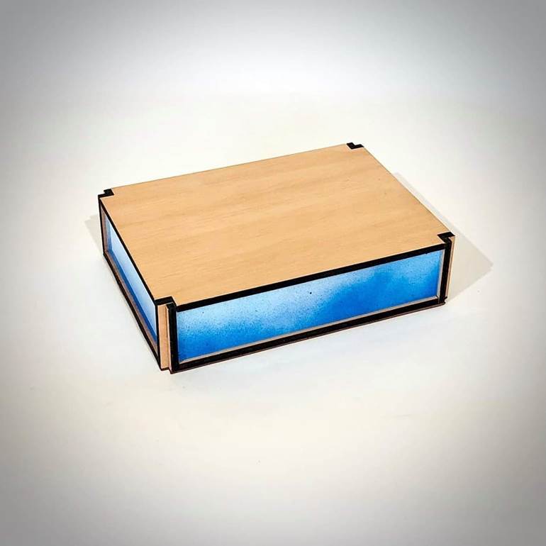 artesanato com madeira de caixa azul