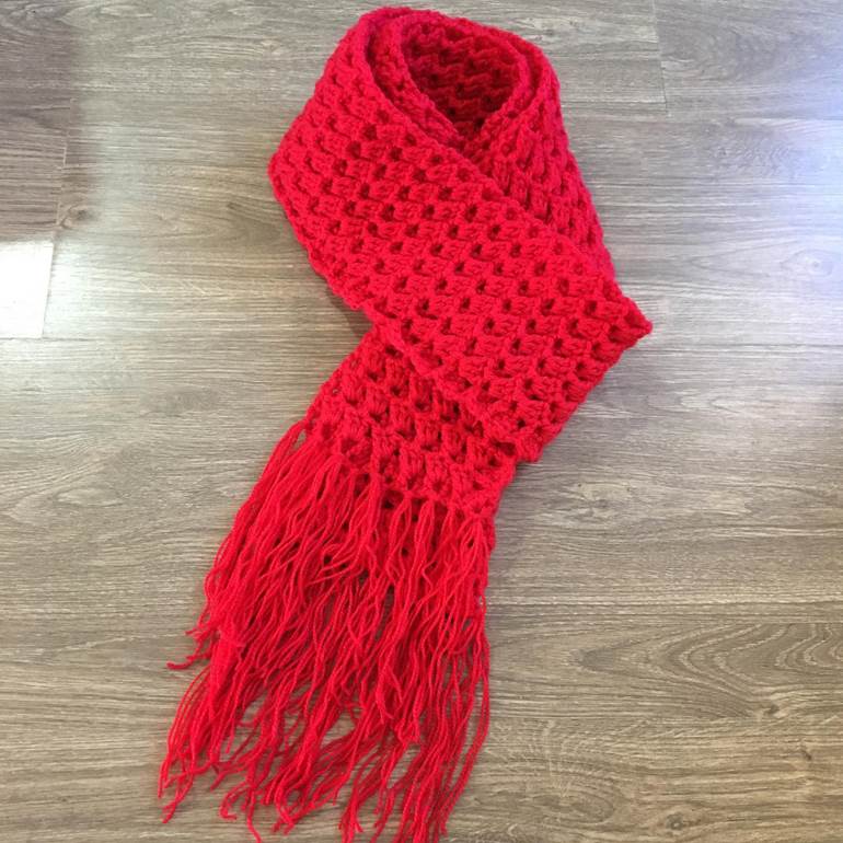 como fazer cachecol de crochê vermelho