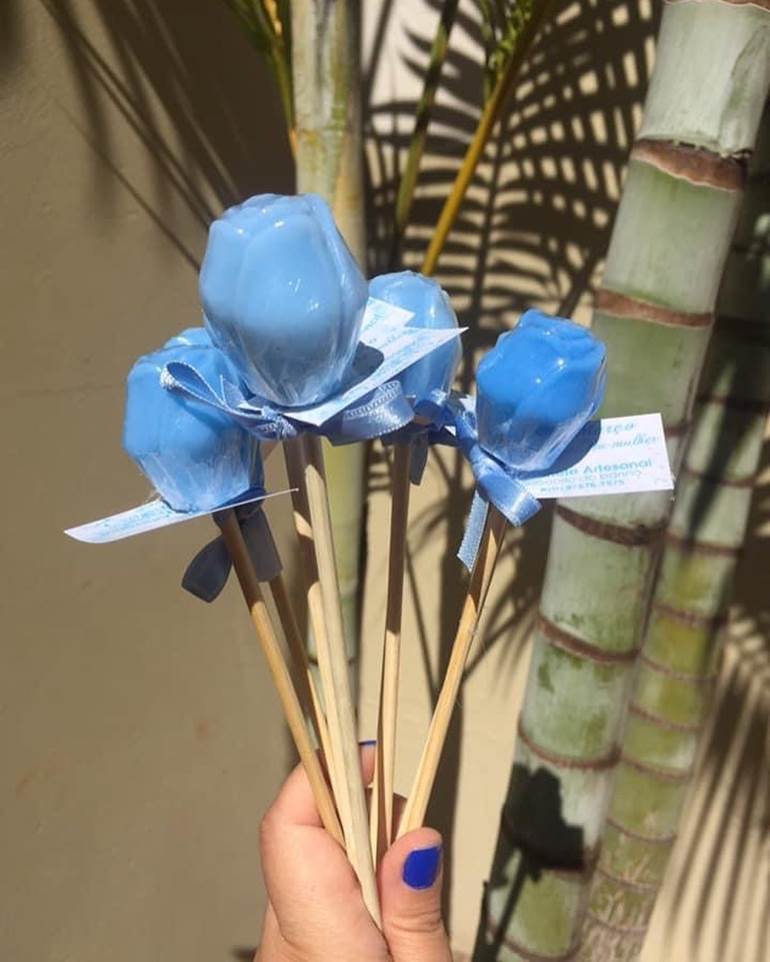 Lembrancinha flores azuis