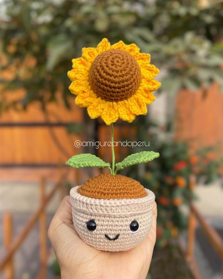 amigurumi de girassol