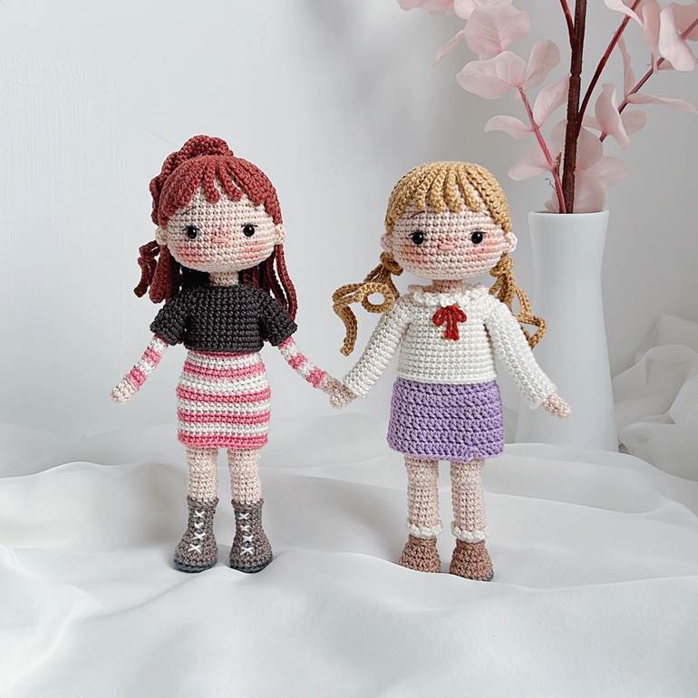 amigurumi de bonecas ruiva e loira