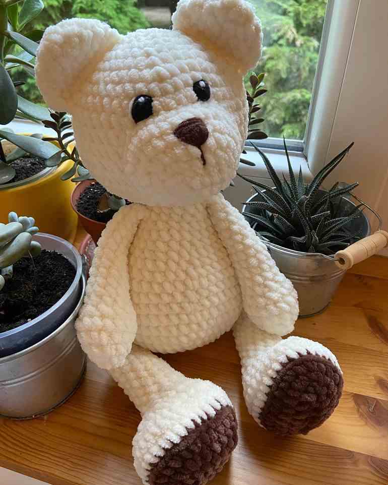 amigurumi ursinho branco