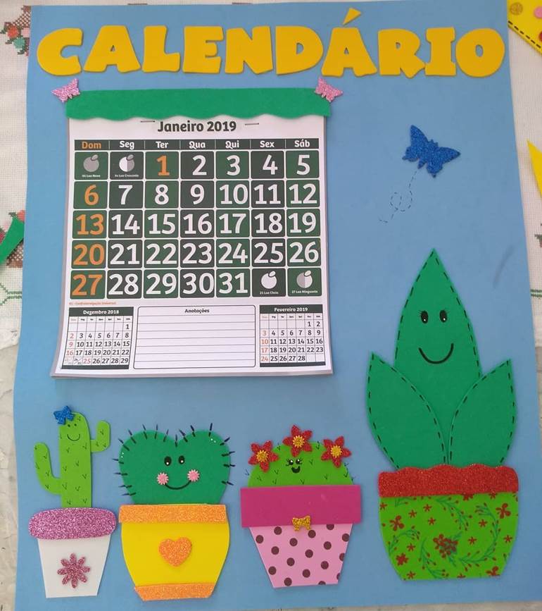 Decoração de calendário com cactos