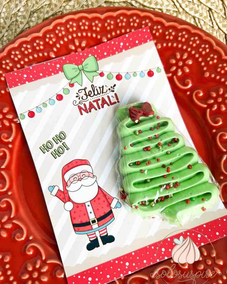 Lembrancinha com árvore de natal doce