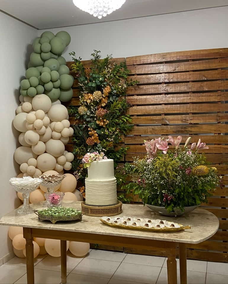 decoração com flores e balões