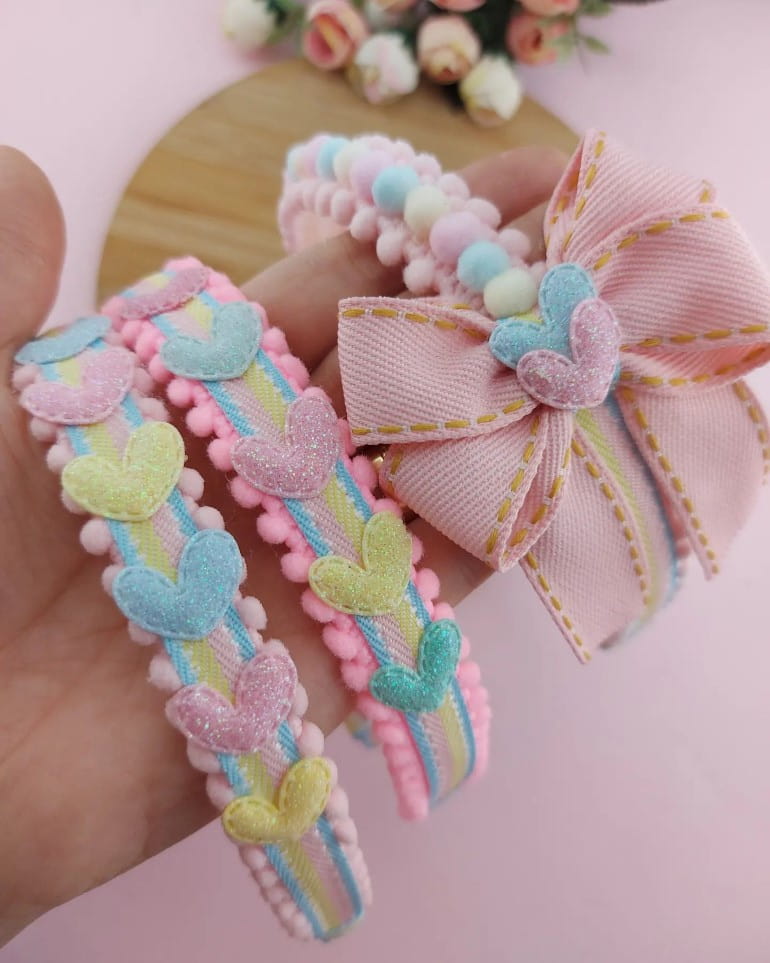 tiara de pompom artesanal